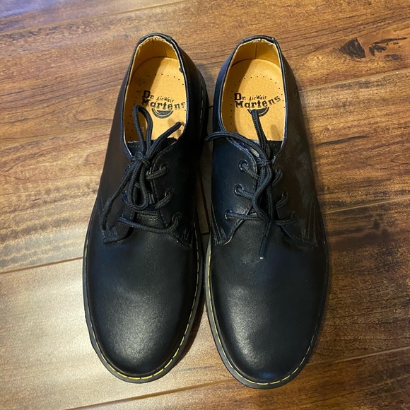 Dr. Martens - Picture 2 of 2